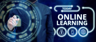 Çevrimiçi Öğrenme, Kavramsal Görünüm İnternet ve bir bilgisayarın yardımıyla Larning 'in anlamı