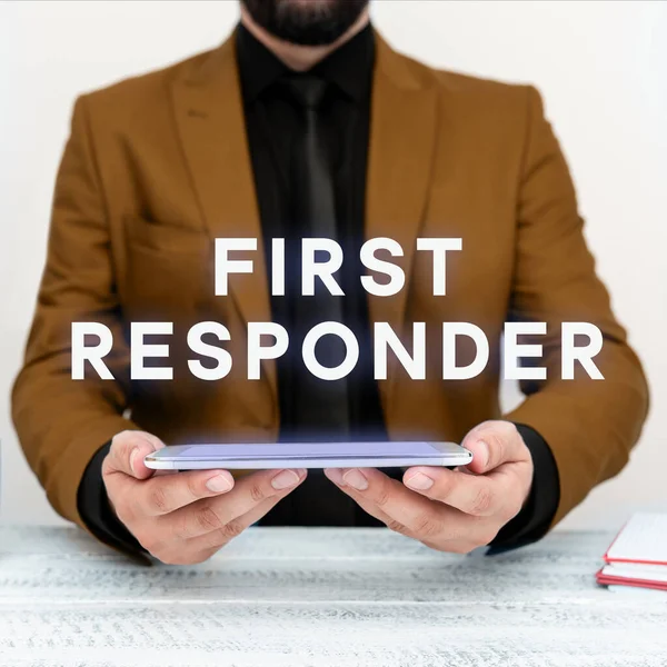 Hand Writing Sign First Responder Business Idea Person Who Responsible — 스톡 사진