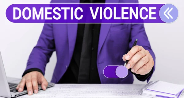 Leyenda Conceptual Violencia Doméstica Los Negocios Muestran Comportamientos Violentos Abusivos —  Fotos de Stock
