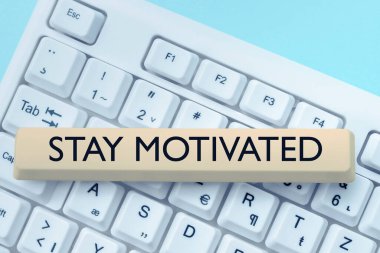 El yazısı metni Motivasyonlu kalın, Kavramsal fotoğraf kendinizi ödüllendirin Bilgi ile bir hedefe ulaştığınızda