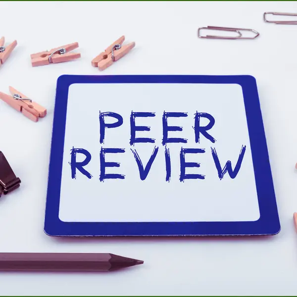 Text Ukazující Peer Review Internet Concept Chcete Být Klidní Spokojeni — Stock fotografie