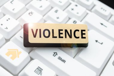 El yazısı şiddeti, fiziksel güç kullanımının zarar verme, kötüye kullanma, zarar verme ya da yok etme anlamına geliyor.