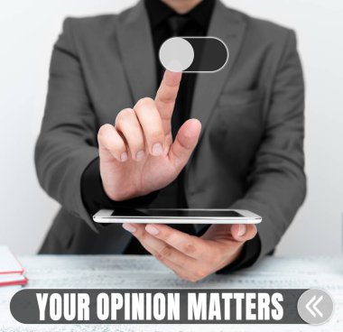 Fikir Özelliklerinizi Sunan Metin başlığı, İnternet Konsepti Gelişmek için Değerli Bir Girdi Sağlama Konsepti