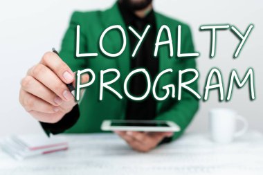 Kavramsal Başlık Sadakat Programı, Pazarlama üzerine Yazılan Sözcük Müşterileri tekrarlamak için teşvikler sunar