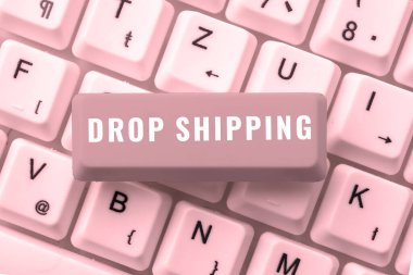 Kavramsal başlık Drop Shipping, bir üreticinin ürünlerini perakendeciye değil de doğrudan müşteriye gönderme fikri.