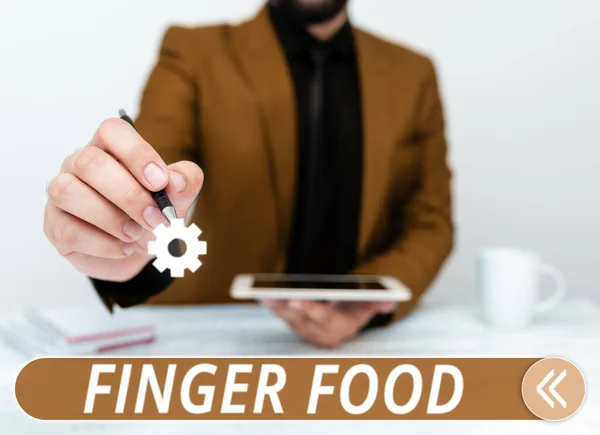 文字展示了手指食品 商业展示的产品和消化将举行与手指吃饭 — 图库照片