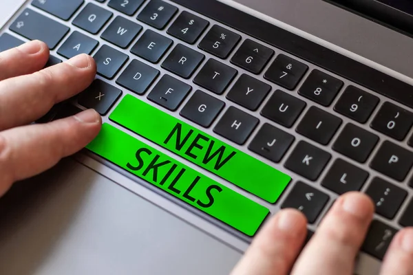 Text Sign Showing New Skills Business Showcase Recently Acquired Learned — Stockfoto