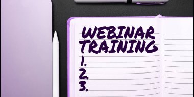 İlham veren Webinar Eğitimini gösteren metin, İnternet 'te geçen bir eğitim veya seminer üzerine yazılmış Sözcük