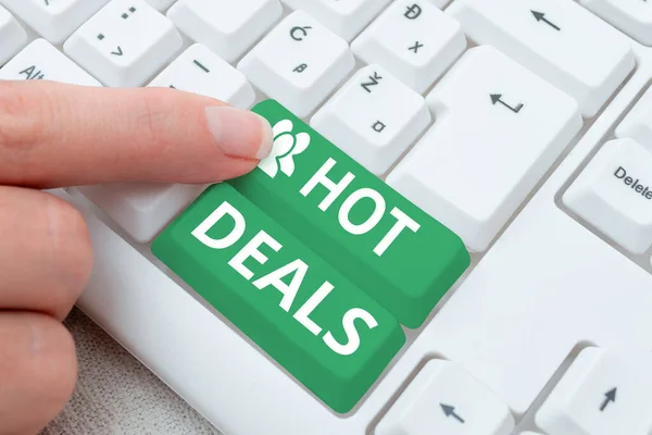 Sign Displaying Hot Deals Business Approach Agreement Which One Paties — Fotografia de Stock