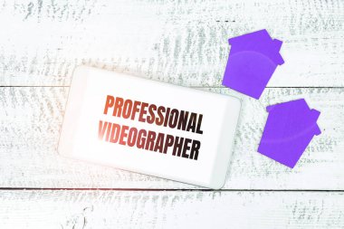 Profesyonel Videograf, Kavramsal Fotoğraf Çekimi Resimlerini bir uzman tarafından dijital olarak kaydedilen metin işareti
