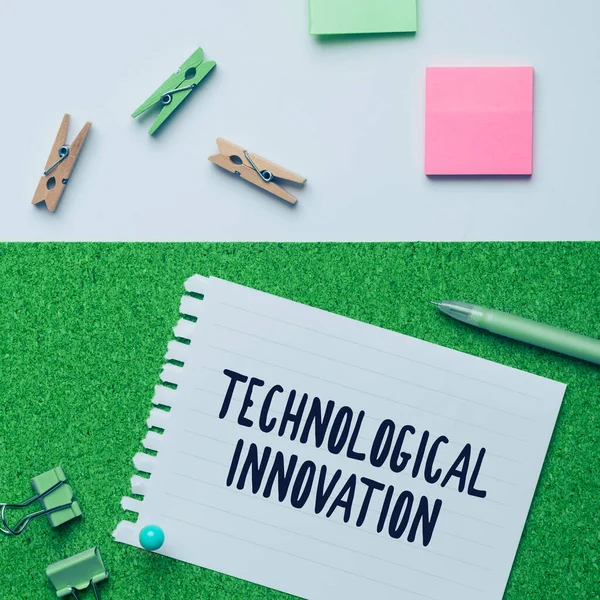 Koncepční Titul Technologické Inovace Podnikatelský Koncept Nový Vynález Technických Znalostí — Stock fotografie