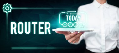 İlham Yönlendiricisini gösteren metin, şekil kesicili güç aracı için sözcük marangozluk eklemleri oluşturmak için kullanılır