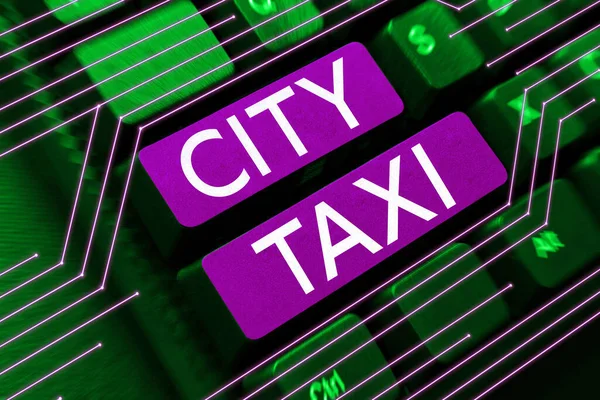 都市タクシーを示すテキスト記号 非共有ライドのために多くの場合 ドライバーと雇用のための車両のビジネスアイデアタイプ — ストック写真