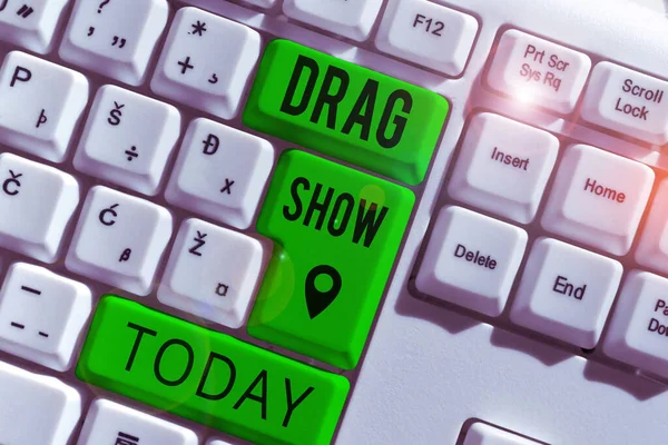 Drag Show Gösteren Tabela Iki Arabanın Ilk Çeyrek Mili Bitirmeye — Stok fotoğraf