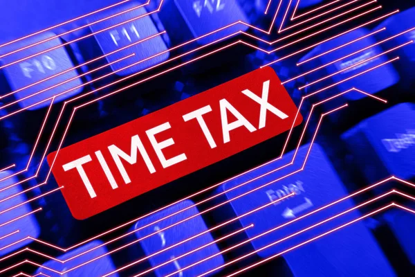Time Tax Conceptual Photo 납세자들 진술서를 준비하는 — 스톡 사진