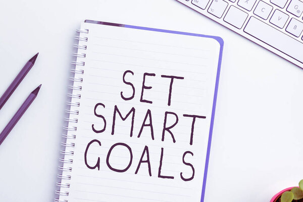 Текст почерка Установить умные цели, Обзор бизнеса Создание достижимых целей Составление хороших бизнес-планов