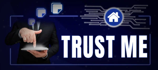 Sign Exibindo Trust Internet Concept Believe Tenha Outra Pessoa Ofereça — Fotografia de Stock