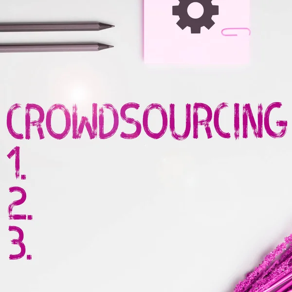 콘셉트 디스플레이 Crowdsourcing Business Approach Obtaining Work Information Large Group — 스톡 사진