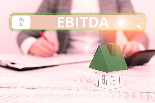 Handwriting Text Ebitda Word Earnings Tax Measured Evaluate Company Performance — ストック写真