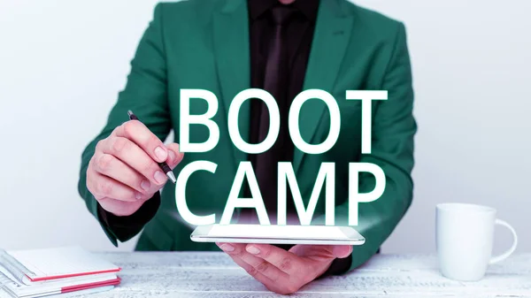 Conceptual Caption Boot Camp Business Overview Military Training Camp New — 图库照片