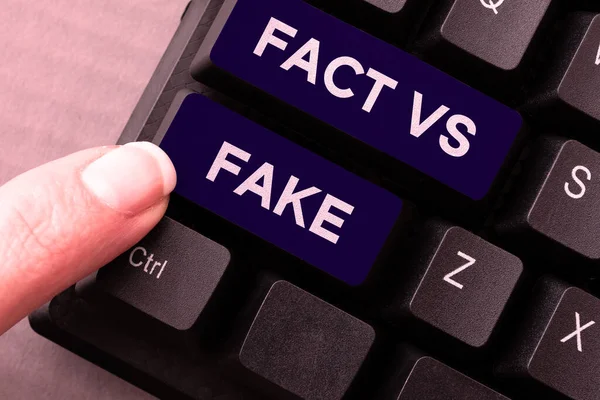 Text Tecken Som Visar Fact Fake Affärsidé Det Sant Eller — Stockfoto