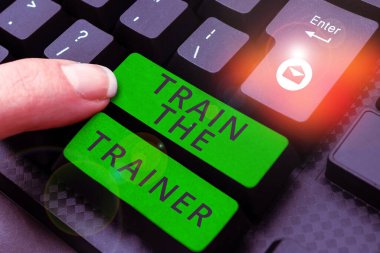 Eğitmen kavramsal manşet Başlık Eğiticisi, Akıl hocası veya eğitmen olarak tanımlanan Kelime diğerleri derse katılır