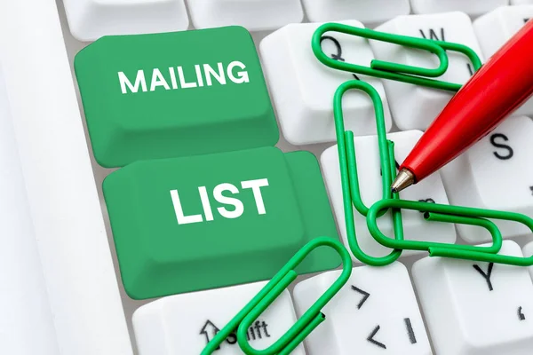启发性标志邮件列表 商业方法列表 订阅定期邮件分发的人 — 图库照片