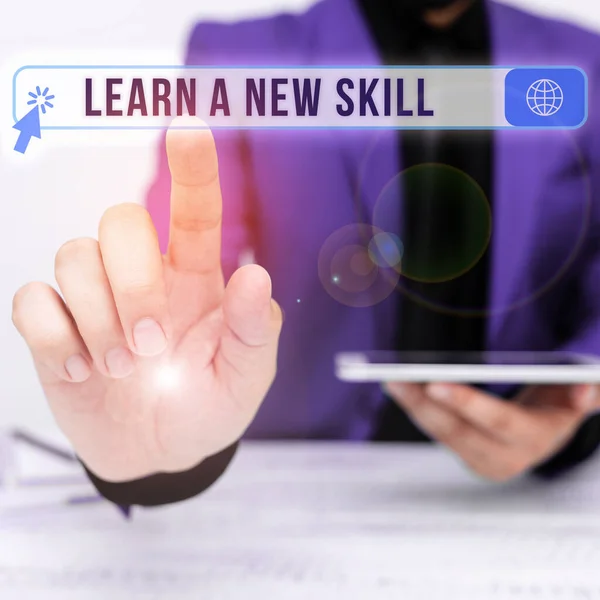 Hand Writing Sign Learn New Skill Business Showcase Acquisition Knowledge — Fotografia de Stock