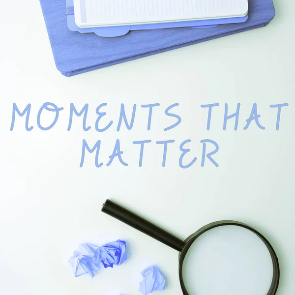 Tekst Bijschrift Presenteren Moments Matter Business Concept Betekenisvolle Positieve Gelukkige — Stockfoto