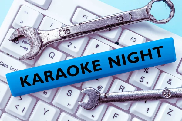 Conceptual Caption Karaoke Night Conceptual Photo Entertainment Singing Instrumental Music — Stockfoto