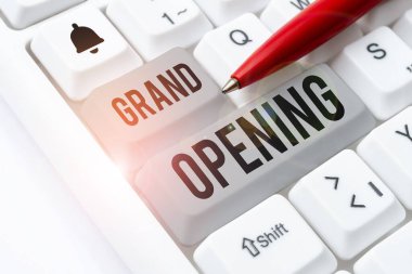 El yazısı metni Büyük Açılış, Kurdele Kesme Yeni İşletme Birinci Resmi Günü