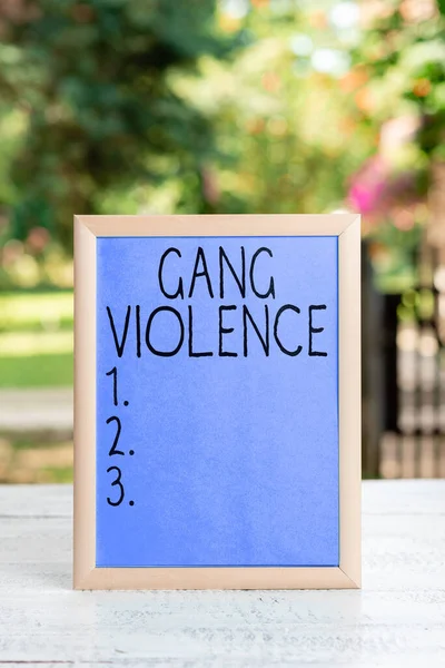 Texto Que Mostra Inspiração Gang Violence Business Mostra Violação Das — Fotografia de Stock