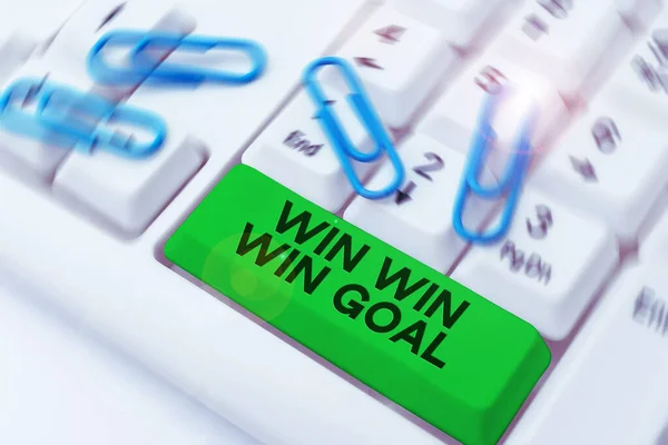 Znak Tekstowy Pokazujący Win Win Win Goal Business Concept Approach — Zdjęcie stockowe