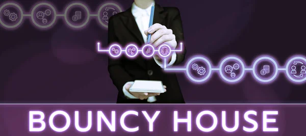 Text Som Visar Inspiration Bouncy House Konceptuell Bild Automatiserat Program — Stockfoto