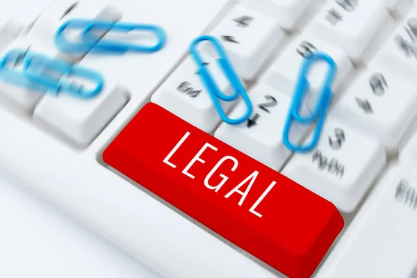 Znak Tekstowy Pokazujący Pojęcie Prawne Biznesowe Dopuszczalne Lub Wykonalne Przez — Zdjęcie stockowe