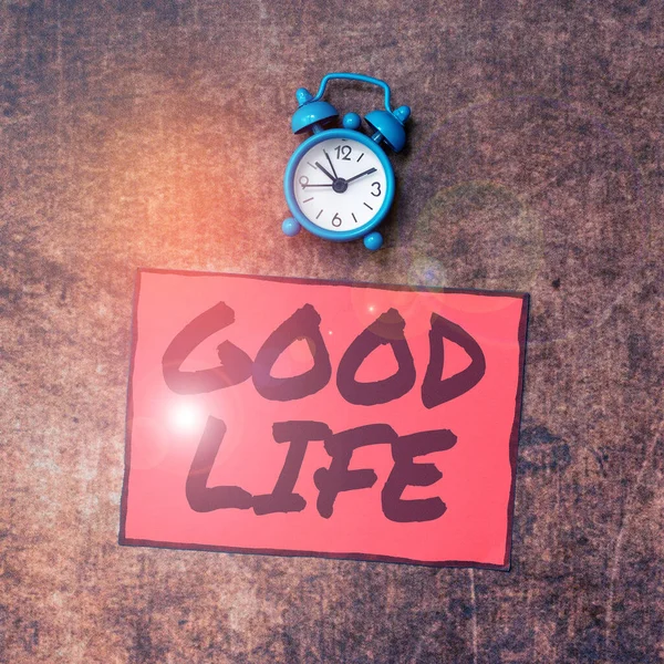 Znak Tekstowy Pokazujący Dobre Życie Biznes Podejście Życia Komforcie Luksusie — Zdjęcie stockowe