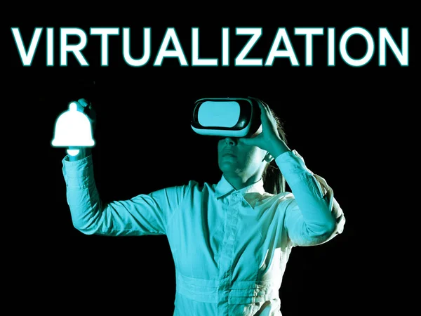 Текстовий Знак Показує Віртуалізацію Бізнес Огляд Застосування Віртуального Середовища Комп — стокове фото