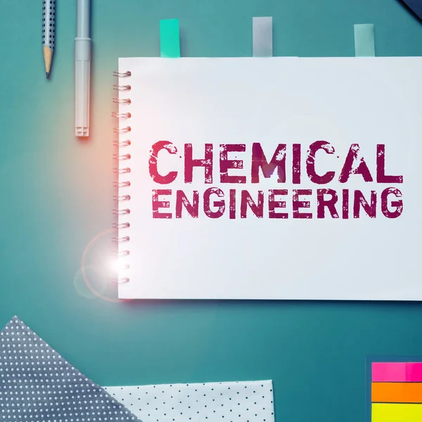 Hand Writing Sign Chemical Engineering Word Written Developing Things Dealing — Fotografia de Stock