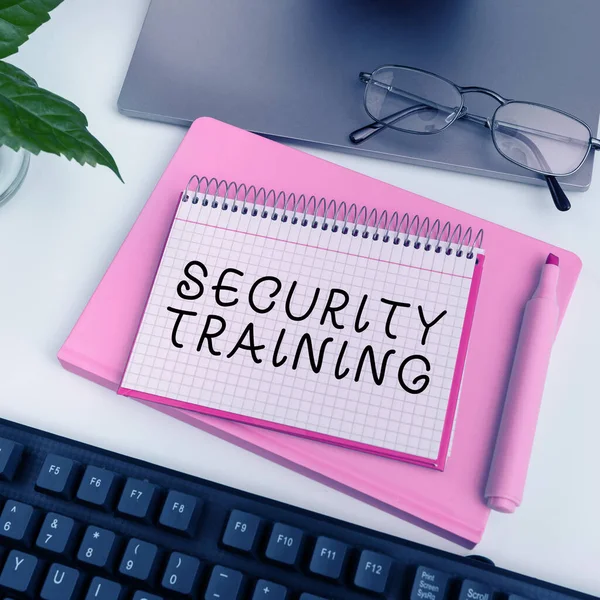 Podpis Tekstowy Przedstawiający Szkolenia Zakresu Bezpieczeństwa Przegląd Biznesowy Zapewniający Szkolenia — Zdjęcie stockowe