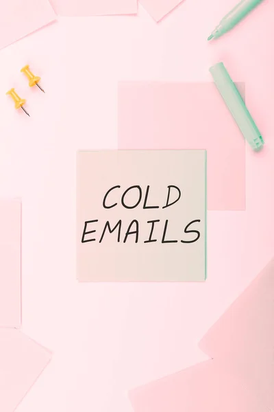 Sign Displaying Cold Emails Word Unsolicited Email Sent Receiver Prior — Stok fotoğraf
