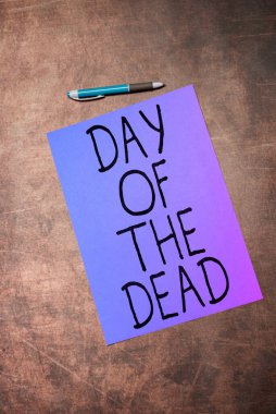 Ölüm Günü, iş dünyası, Meksika kutlamaları, vefat eden insanları onurlandırıyor.