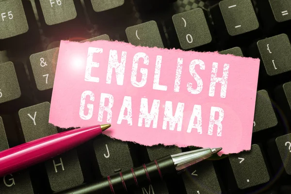 Sign Displaying English Grammar Internet Concept Courses Cover All Levels — Stock Photo, Image