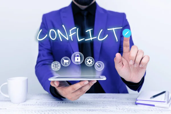 Konzeptionelle Darstellung Konflikt Geschäftsübersicht Uneinigkeit Mit Jemandem Über Ziele Oder — Stockfoto