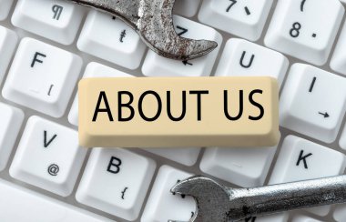 Bizle ilgili kavramsal gösterim, iş genel değerlendirmesi bir şeyin kiminle ya da neyle ilgili olduğu ya da ne ile ilgili olduğunu tanıtmak için