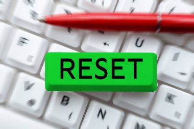 Metin işareti Sıfırla, aygıt üzerinde yazılan sözcük fabrika kipine geri dönsün Tekrar sıfır başlangıç noktası belirleyin