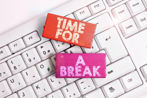 Szöveges Megjelenítés Time Break Word Schedule Amikor Munkavállalók Abbahagyják Munkát — Stock Fotó