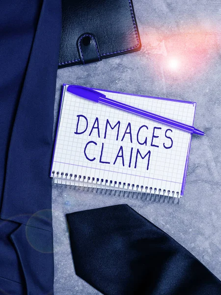 Konceptvisning Skadeståndskrav Word Demand Compensation Litigate Insurance File Suit — Stockfoto