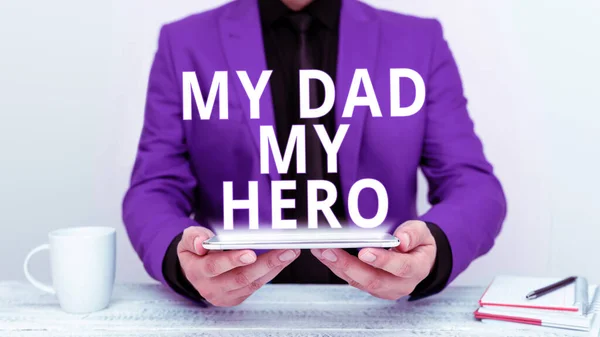 Yazısı Babam Kahramanım Konseptim Babana Hayranım Duygulara Bayılırım Kompliman — Stok fotoğraf