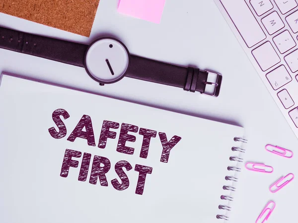 Handwriting Text Safety First Internet Concept Avoid Any Unnecessary Risk — Zdjęcie stockowe