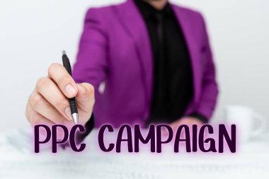 El yazısı işareti Ppc Kampanyası, ürünlerini ve hizmetlerini tanıtmak için PPC kullanılacak sözcük